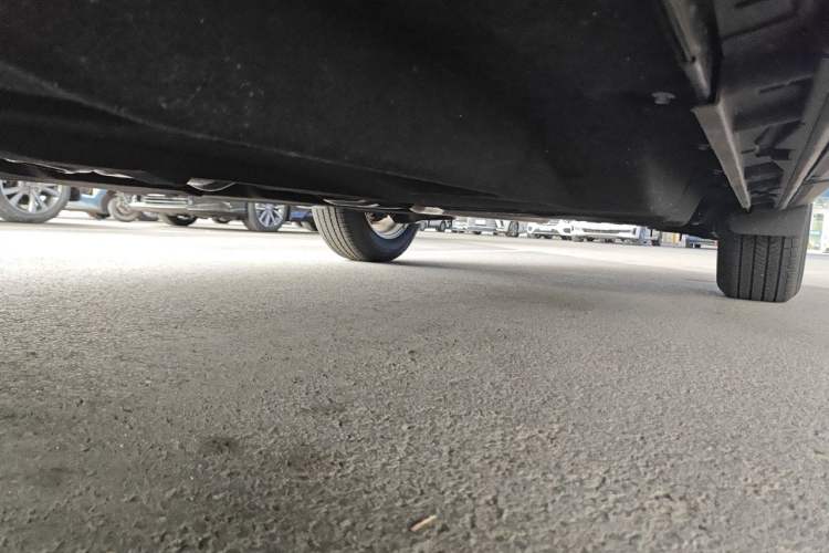 Used Mazda CX-5 2025 2.0L Automatic Two-Wheel Drive ZhiShang Pro Chassis Front Left