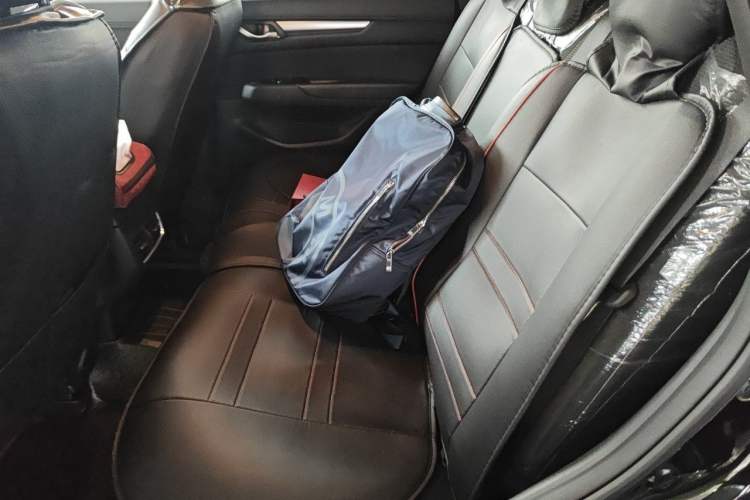 Used Mazda CX-5 2025 2.0L Automatic Two-Wheel Drive ZhiShang Pro Left Rear Seat
