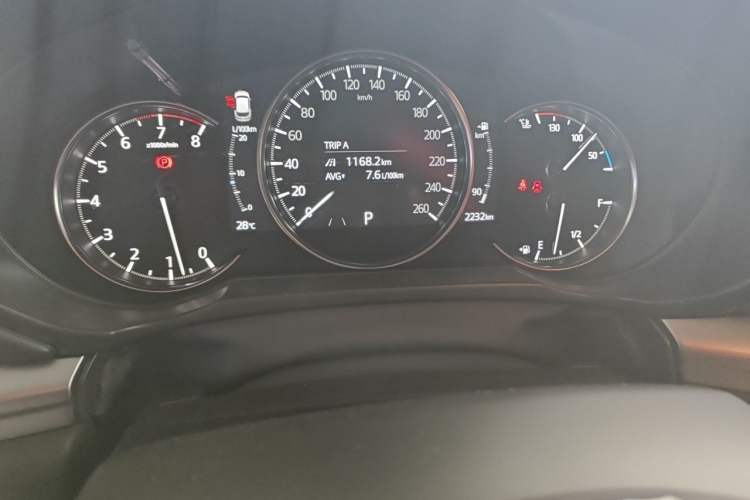 Used Mazda CX-5 2025 2.0L Automatic Two-Wheel Drive ZhiShang Pro Odometer Close Up
