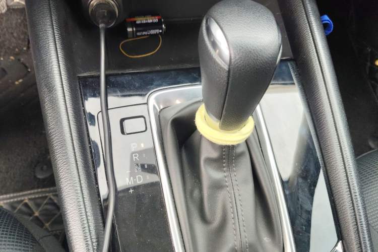 Used Mazda CX-5 2025 2.0L Automatic Two-Wheel Drive Comfort Version Gear Lever