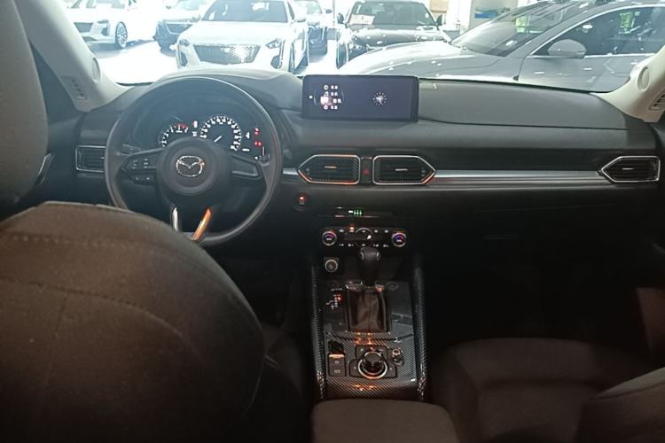 Used Mazda CX-5 2025 2.0L Automatic Two-Wheel Drive Comfort Version Center Console