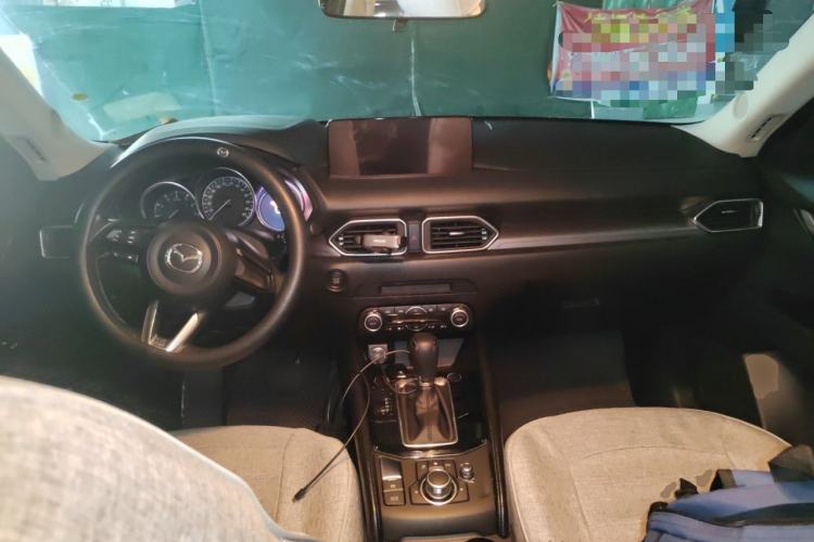 Used Mazda CX-5 2025 2.0L Automatic Two-Wheel Drive Comfort Version Center Console