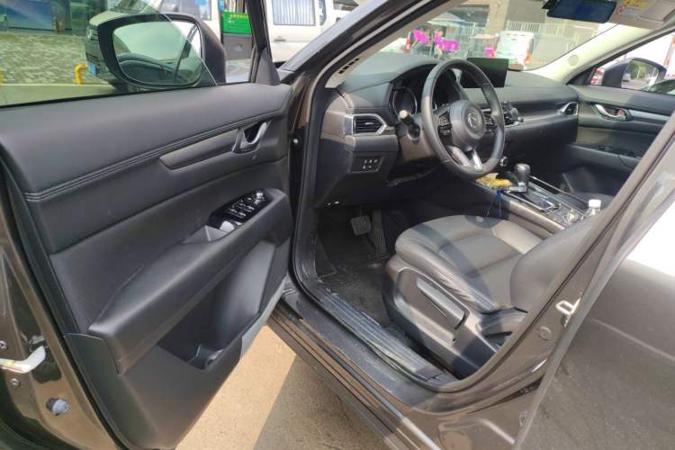 Used Mazda CX-5 2025 2.0L Automatic Two-Wheel Drive ZhiShang Pro Driver Seat