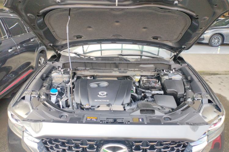 Used Mazda CX-5 2025 2.0L Automatic Two-Wheel Drive Comfort Version Engine Bay