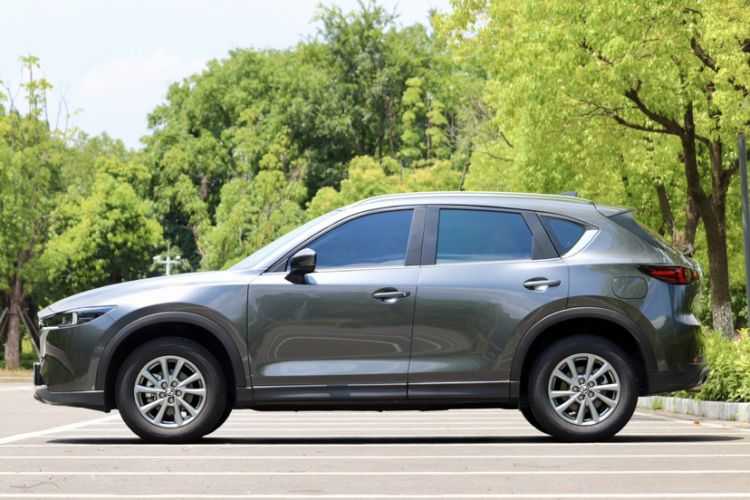 Used Mazda CX-5 2025 2.0L Automatic Two-Wheel Drive Comfort Version Exterior 3