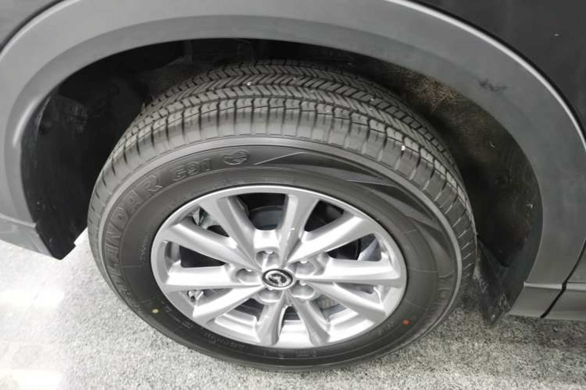 Used Mazda CX-5 2025 2.0L Automatic Two-Wheel Drive Comfort Version Exterior 5