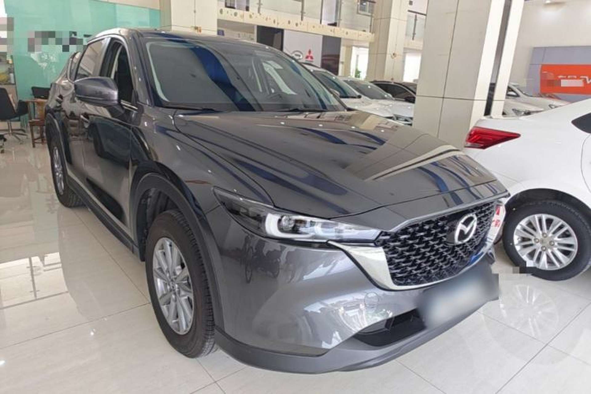 Used Mazda CX-5 2025 2.0L Automatic Two-Wheel Drive Comfort Version Front Right 45 Deg