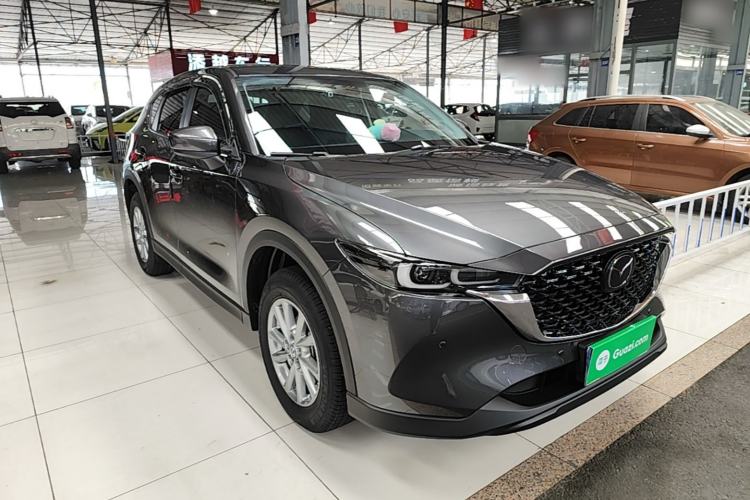 Used Mazda CX-5 2025 2.0L Automatic Two-Wheel Drive ZhiShang Pro Front Right 45 Deg