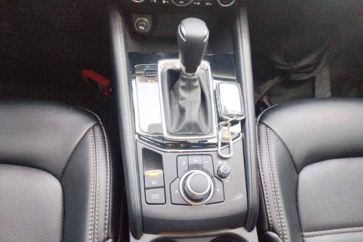 Used Mazda CX-5 2025 2.0L Automatic Two-Wheel Drive Comfort Version Gear Lever
