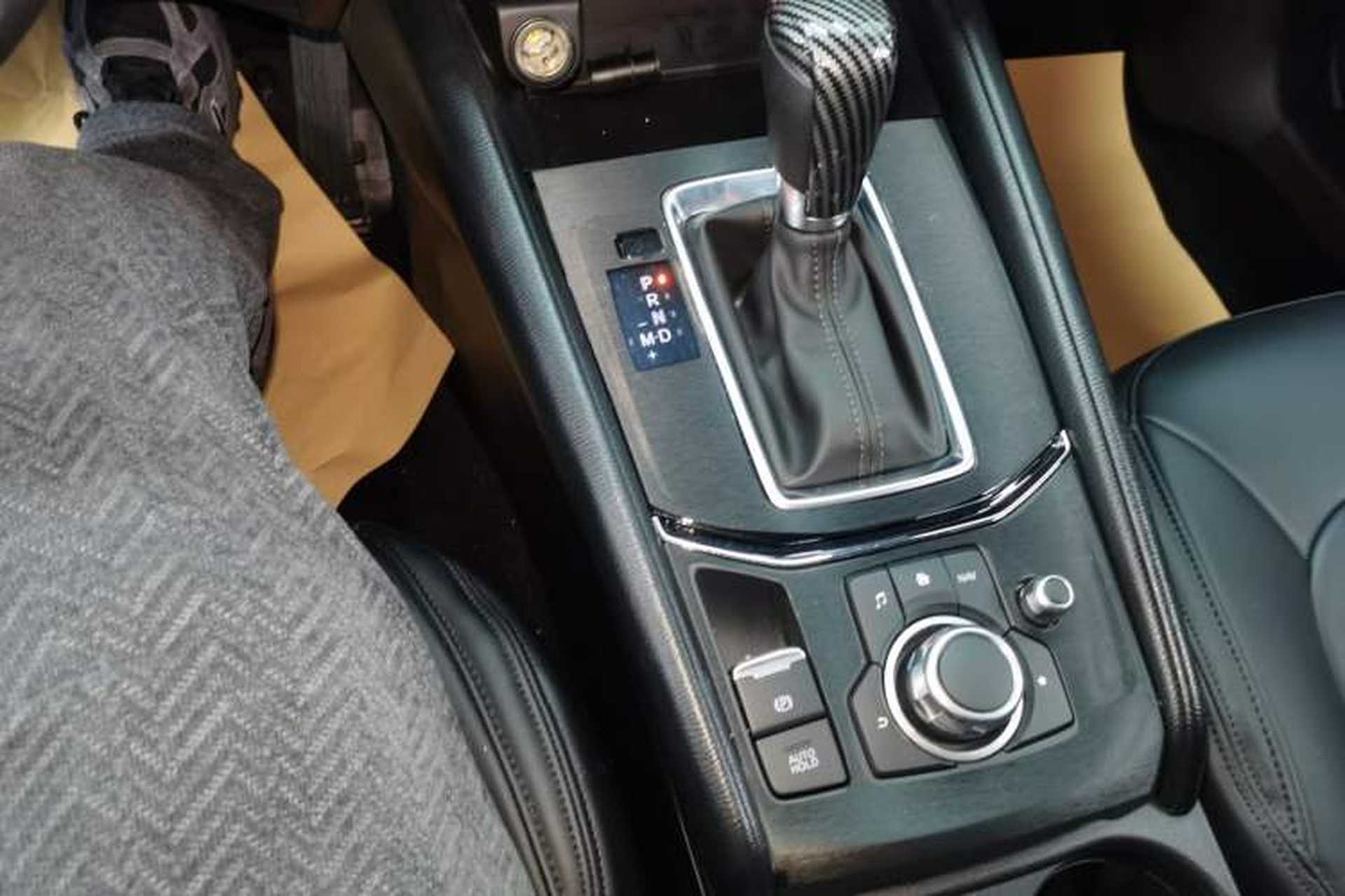 Used Mazda CX-5 2025 2.0L Automatic Two-Wheel Drive Comfort Version Gear Lever