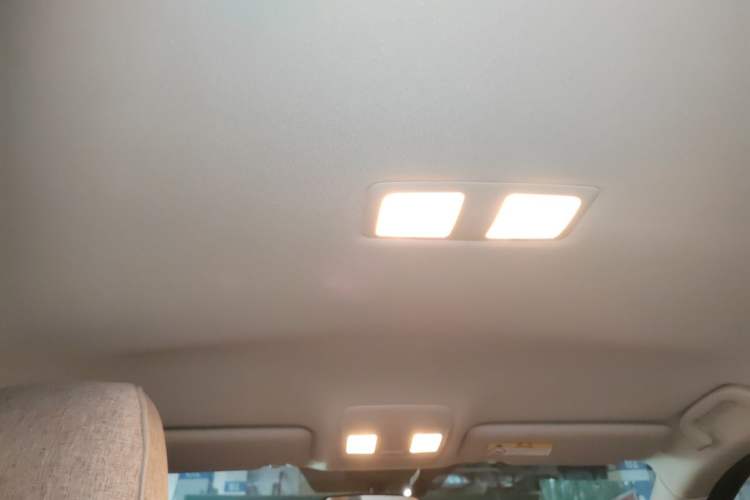 Used Mazda CX-5 2025 2.0L Automatic Two-Wheel Drive Comfort Version Headliner