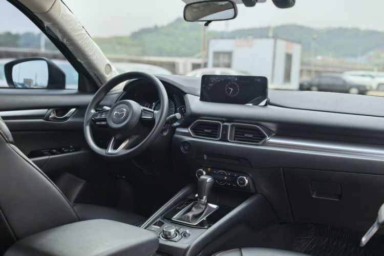 Used Mazda CX-5 2025 2.0L Automatic Two-Wheel Drive Comfort Version Interior 1