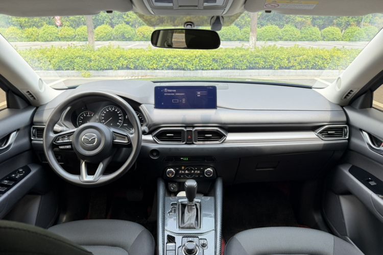 Used Mazda CX-5 2025 2.0L Automatic Two-Wheel Drive Comfort Version Interior 3