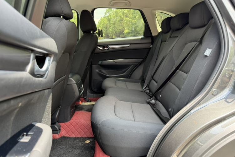 Used Mazda CX-5 2025 2.0L Automatic Two-Wheel Drive Comfort Version Interior 5