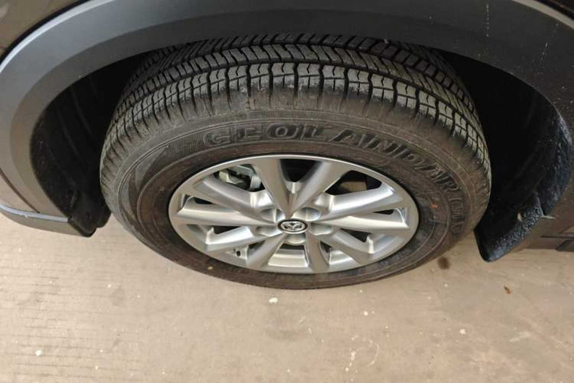 Used Mazda CX-5 2025 2.0L Automatic Two-Wheel Drive Smart Edition Left Front Wheel Hub