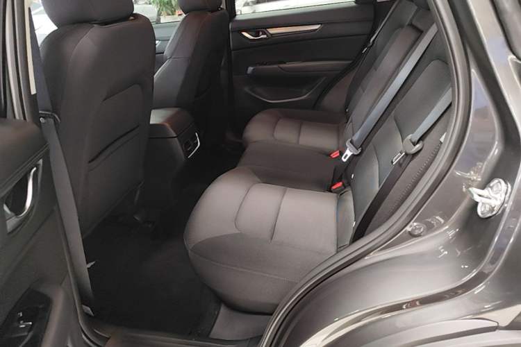Used Mazda CX-5 2025 2.0L Automatic Two-Wheel Drive ZhiShang Pro Left Rear Seat
