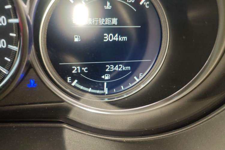 Used Mazda CX-5 2025 2.0L Automatic Two-Wheel Drive Comfort Version Odometer Close Up