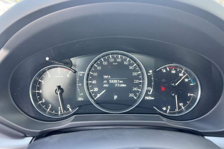 Used Mazda CX-5 2025 2.0L Automatic Two-Wheel Drive ZhiShang Pro Odometer Close Up