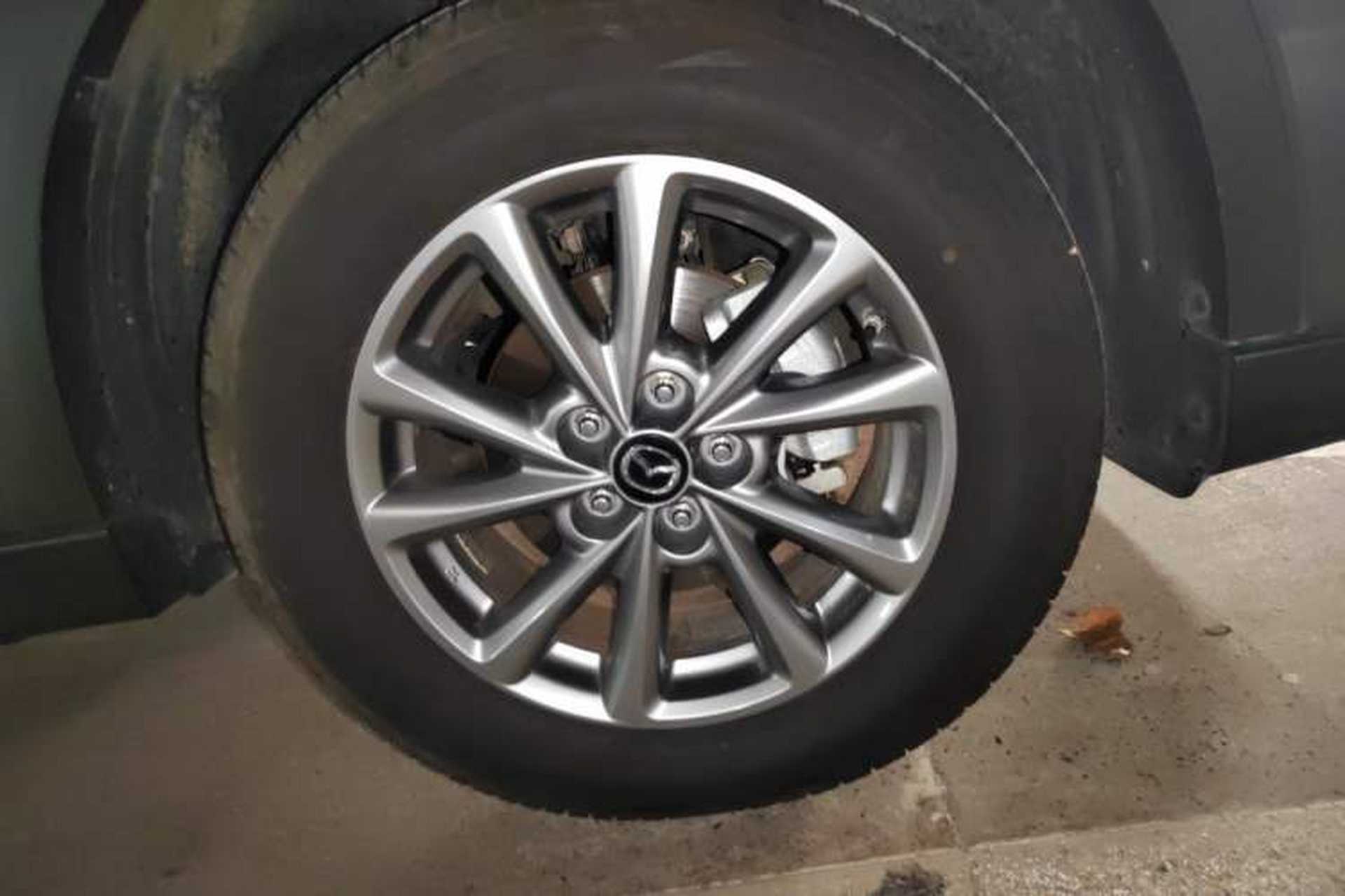 Used Mazda CX-5 2025 2.0L Automatic Two-Wheel Drive Comfort Version Right Front Wheel Hub