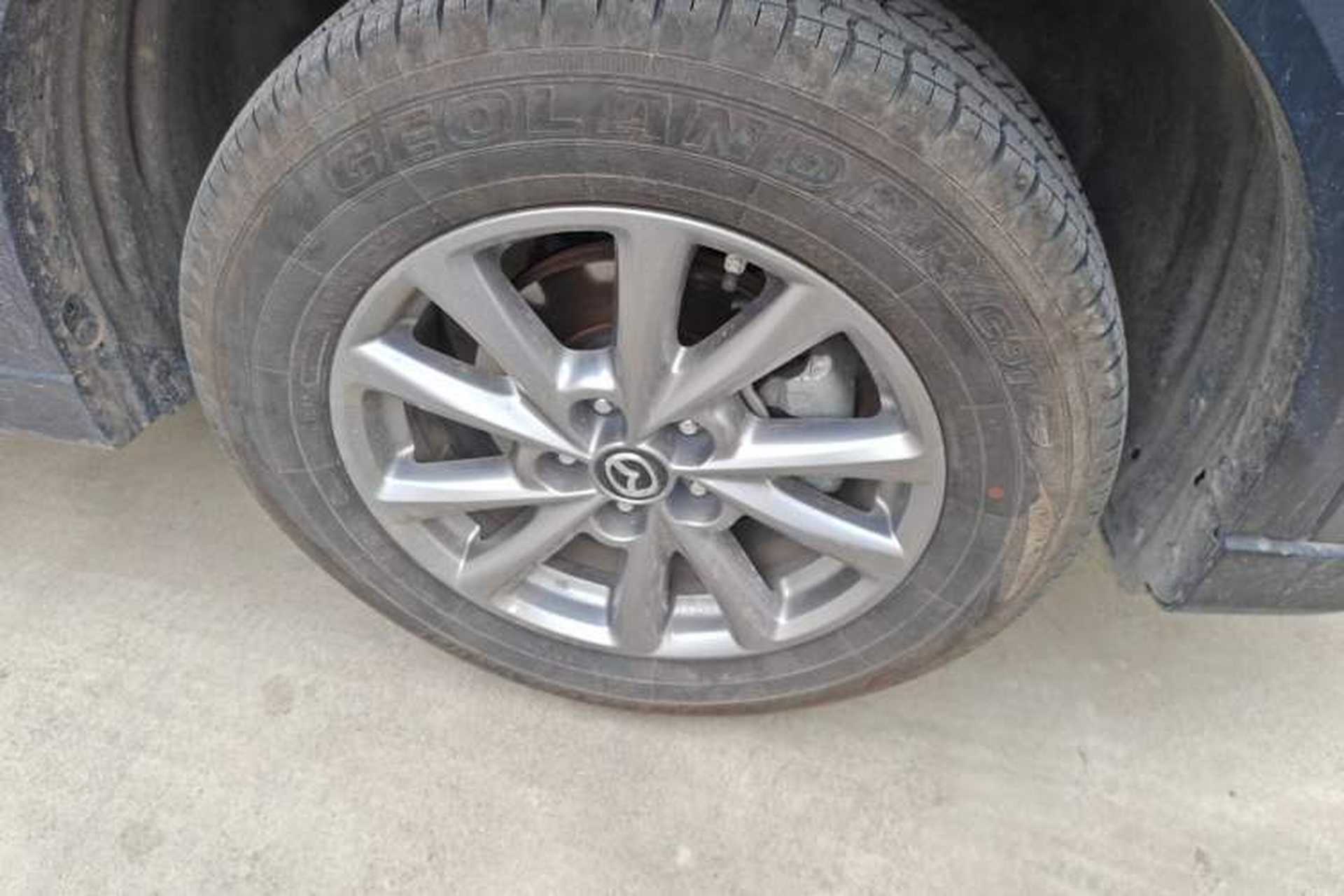 Used Mazda CX-5 2025 2.0L Automatic Two-Wheel Drive Comfort Version Right Front Wheel Hub
