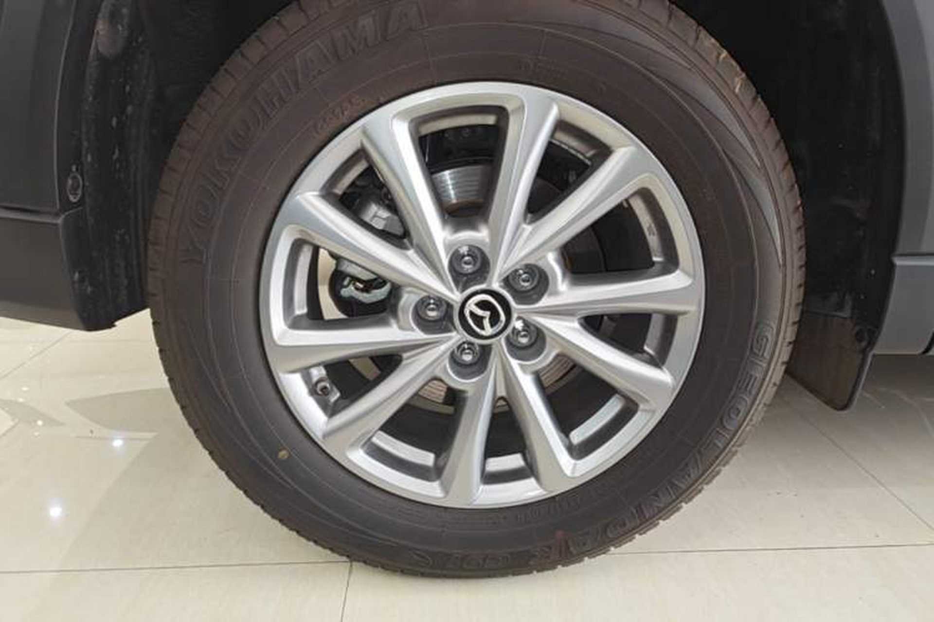 Used Mazda CX-5 2025 2.0L Automatic Two-Wheel Drive Comfort Version Right Rear Wheel Hub