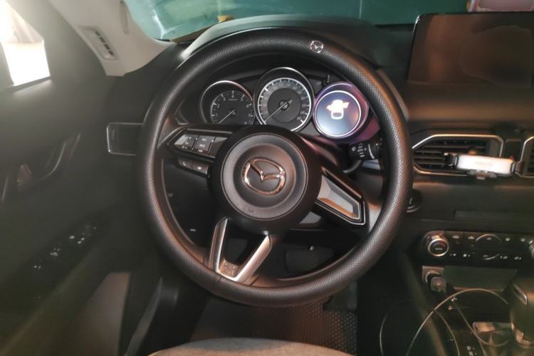 Used Mazda CX-5 2025 2.0L Automatic Two-Wheel Drive Comfort Version Steering Wheel
