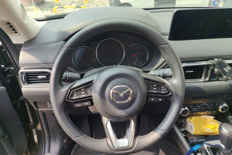 Used Mazda CX-5 2025 2.0L Automatic Two-Wheel Drive ZhiShang Pro Steering Wheel
