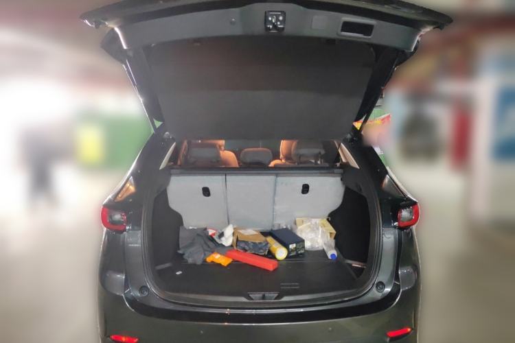 Used Mazda CX-5 2025 2.0L Automatic Two-Wheel Drive Comfort Version Trunk