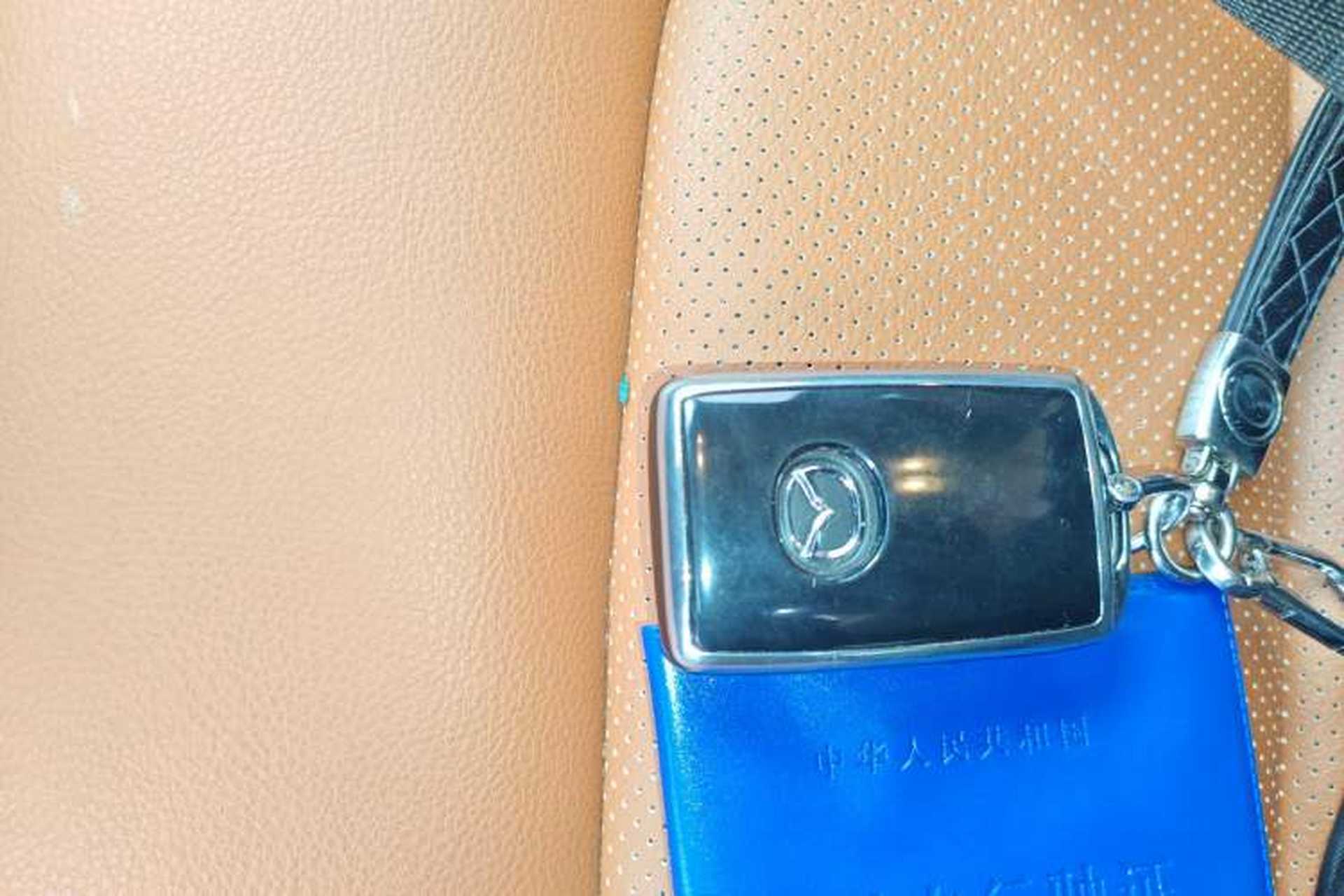Used Mazda CX-5 2025 2.0L Automatic Two-Wheel Drive Comfort Version Vehicle Key