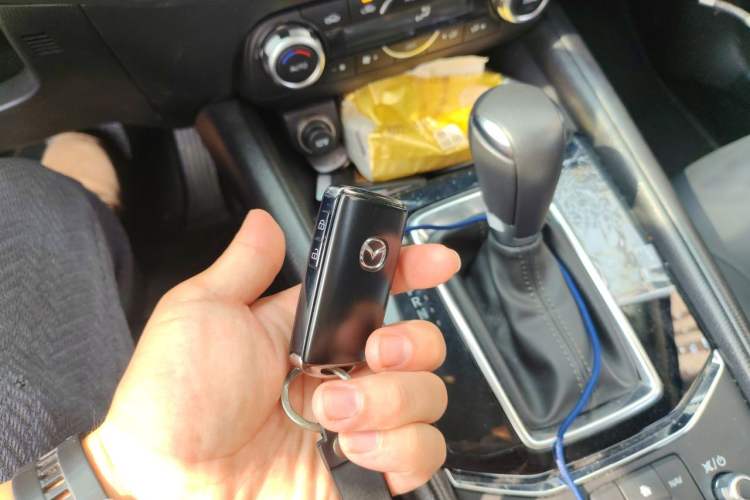 Used Mazda CX-5 2025 2.0L Automatic Two-Wheel Drive ZhiShang Pro Vehicle Key