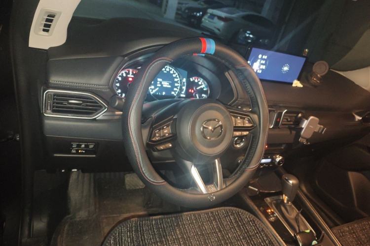 Used Mazda CX-5 2025 2.0L Automatic Two-Wheel Drive ZhiShang Pro Steering Wheel