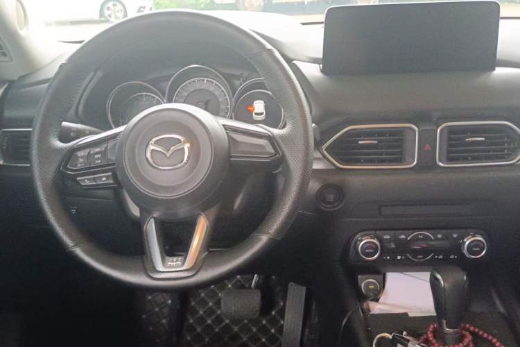 Used Mazda CX-5 2025 2.0L Automatic Two-Wheel Drive Comfort Version Center Console
