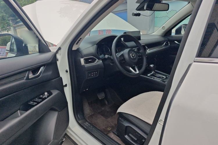 Used Mazda CX-5 2025 2.0L Automatic Two-Wheel Drive Zhiya Pro Driver Seat