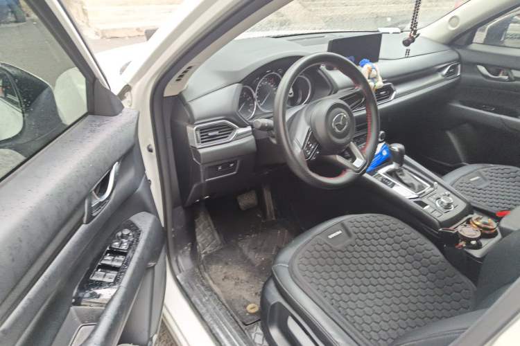 Used Mazda CX-5 2025 2.0L Automatic Two-Wheel Drive Comfort Version Driver Seat