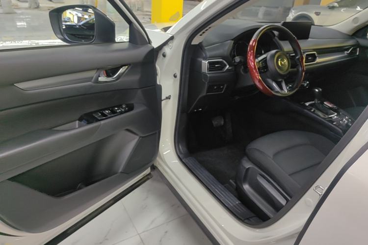 Used Mazda CX-5 2025 2.0L Automatic Two-Wheel Drive Comfort Version Driver Seat