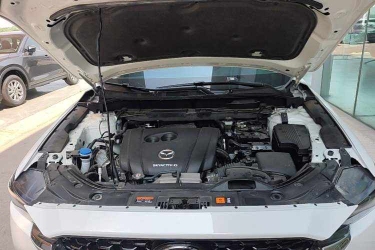 Used Mazda CX-5 2025 2.0L Automatic Two-Wheel Drive ZhiShang Pro Engine Bay