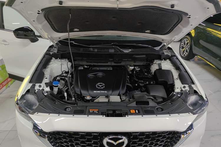 Used Mazda CX-5 2025 2.0L Automatic Two-Wheel Drive Comfort Version Engine Bay