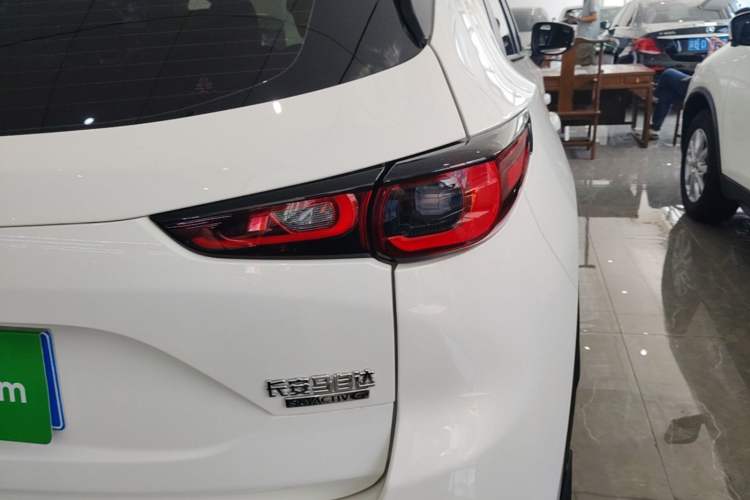 Used Mazda CX-5 2025 2.0L Automatic Two-Wheel Drive ZhiShang Pro Exterior 3