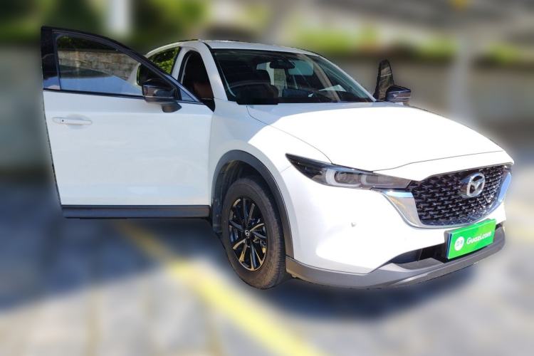 Used Mazda CX-5 2025 2.0L Automatic Two-Wheel Drive Smart Edition Front Right 45 Deg