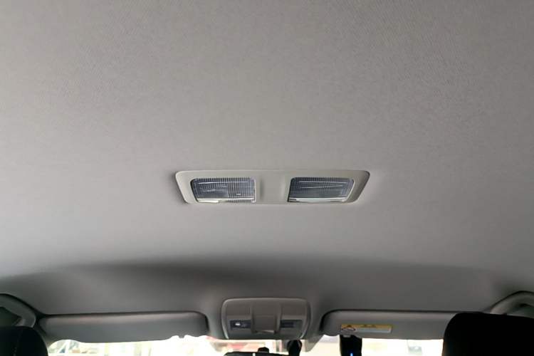 Used Mazda CX-5 2025 2.0L Automatic Two-Wheel Drive Comfort Version Headliner
