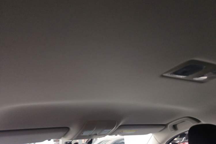 Used Mazda CX-5 2025 2.0L Automatic Two-Wheel Drive Comfort Version Headliner
