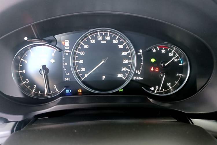 Used Mazda CX-5 2025 2.0L Automatic Two-Wheel Drive Comfort Version Instrument Cluster