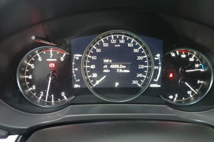 Used Mazda CX-5 2025 2.0L Automatic Two-Wheel Drive Comfort Version Instrument Cluster