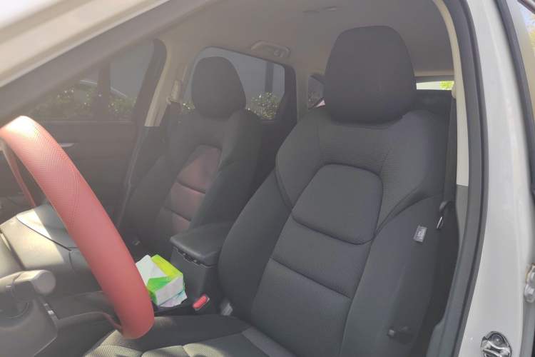 Used Mazda CX-5 2025 2.0L Automatic Two-Wheel Drive Comfort Version Left Front Seat