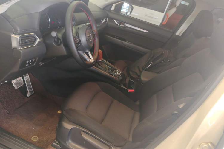 Used Mazda CX-5 2025 2.0L Automatic Two-Wheel Drive ZhiShang Pro Left Front Seat