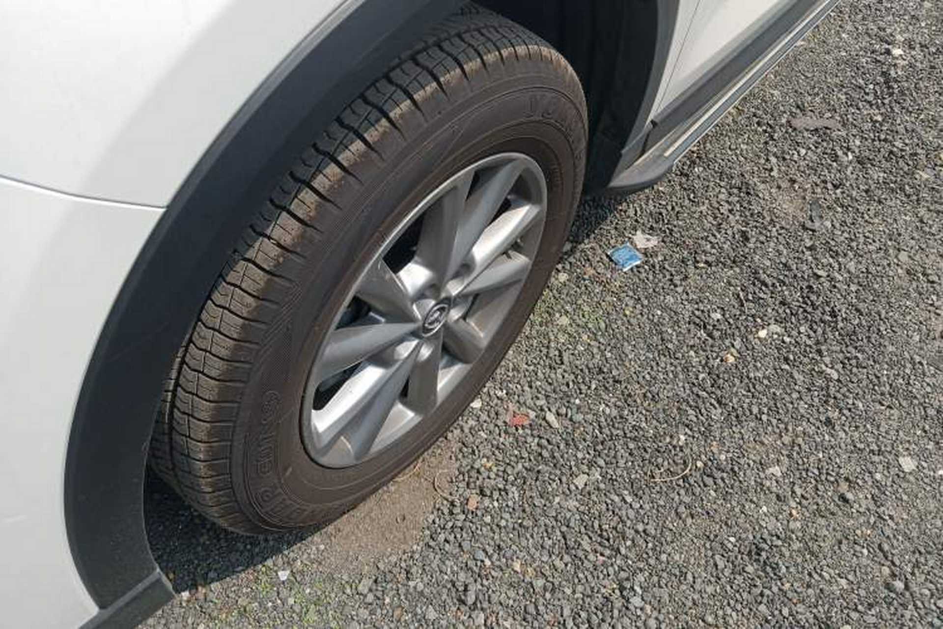 Used Mazda CX-5 2025 2.0L Automatic Two-Wheel Drive Comfort Version Left Front Wheel Hub