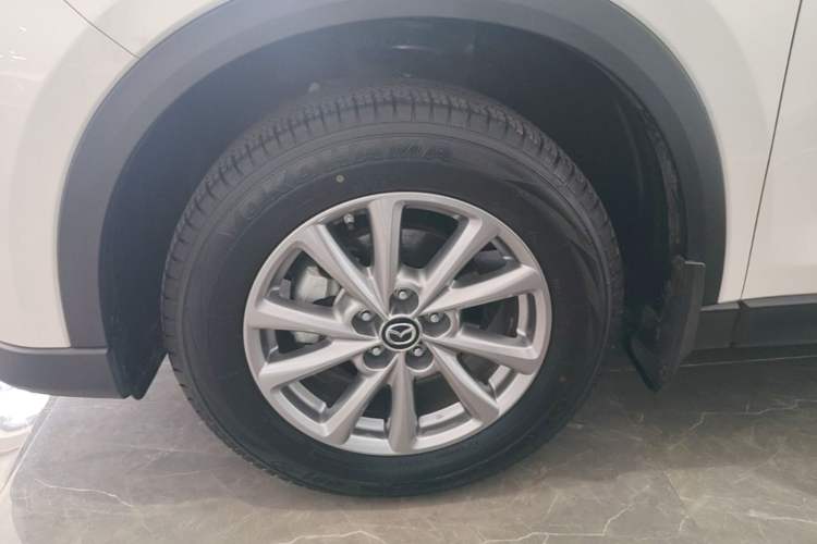 Used Mazda CX-5 2025 2.0L Automatic Two-Wheel Drive ZhiShang Pro Left Front Wheel Hub