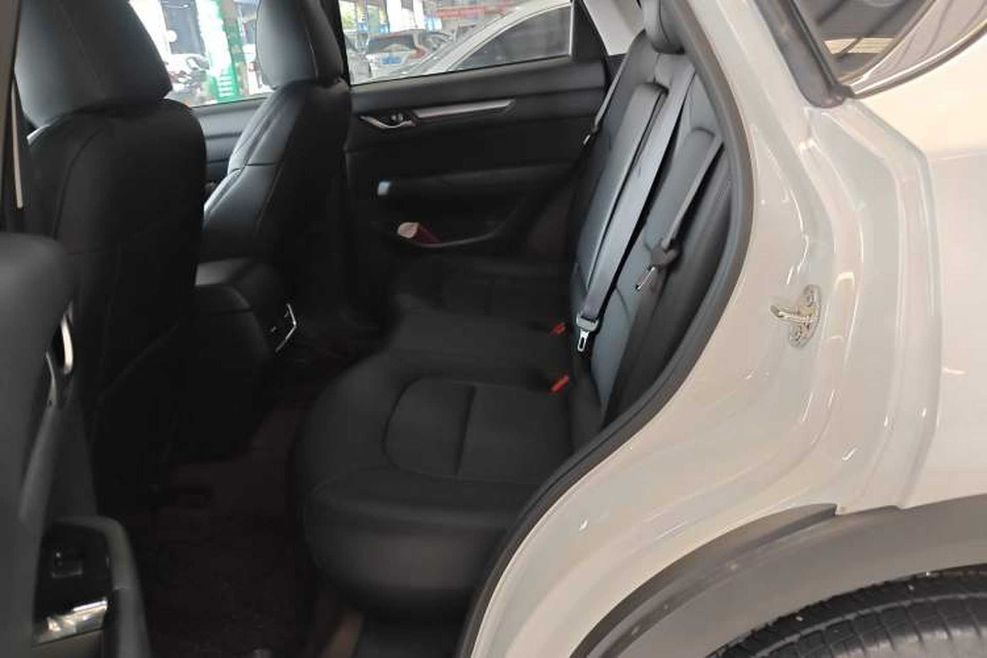 Used Mazda CX-5 2025 2.0L Automatic Two-Wheel Drive Comfort Version Left Rear Seat