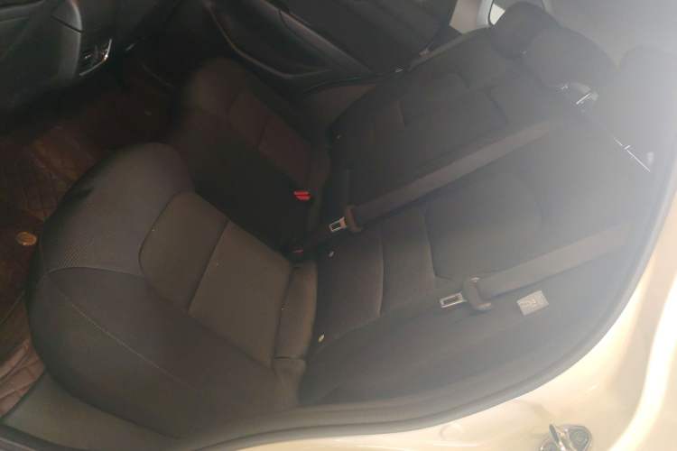 Used Mazda CX-5 2025 2.0L Automatic Two-Wheel Drive ZhiShang Pro Left Rear Seat