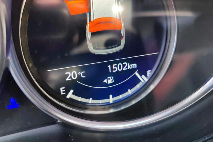 Used Mazda CX-5 2025 2.0L Automatic Two-Wheel Drive Comfort Version Odometer Close Up